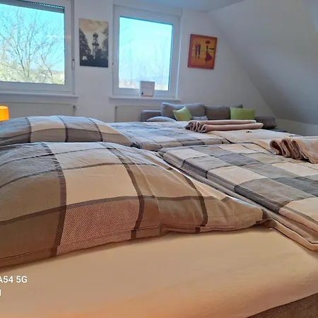 Ferienwohnung&gästezimmer Schrichten