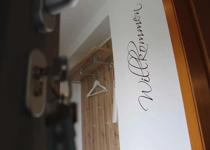 Ferienwohnung&gästezimmer Schrichten 3*